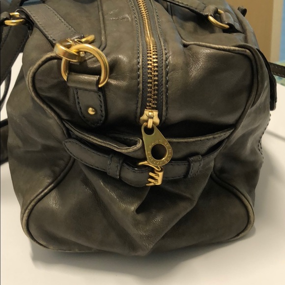 Marc by Marc handbag with gold dove - Picture 4 of 8